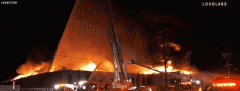 北好莱坞大火在摧毁了3家企业并导致电力中断