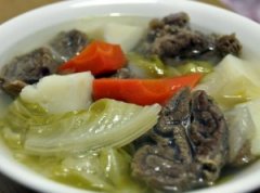 美食天地 - 食谱分享 蔬菜牛肉汤(自然产后喝超补