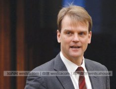 华女面临遣返 指误信黑顾问造假