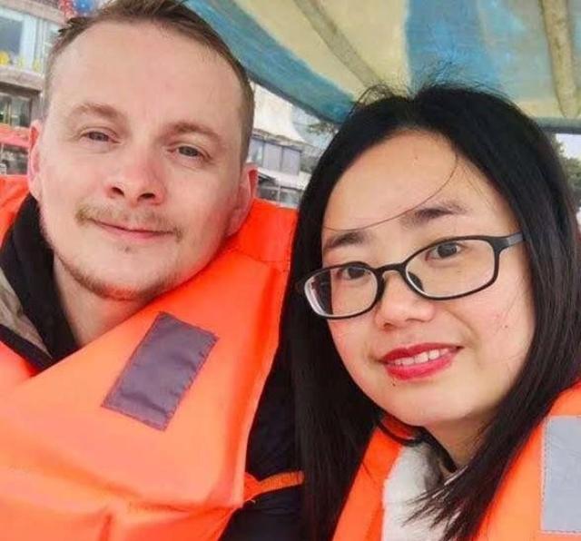 英国男子带中国妻子前往中餐馆就餐，店主以担心感染为由拒绝服务