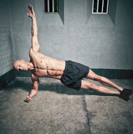 励志版“切格瓦拉”：英国男子入狱一年半，每日健身出狱即成网红