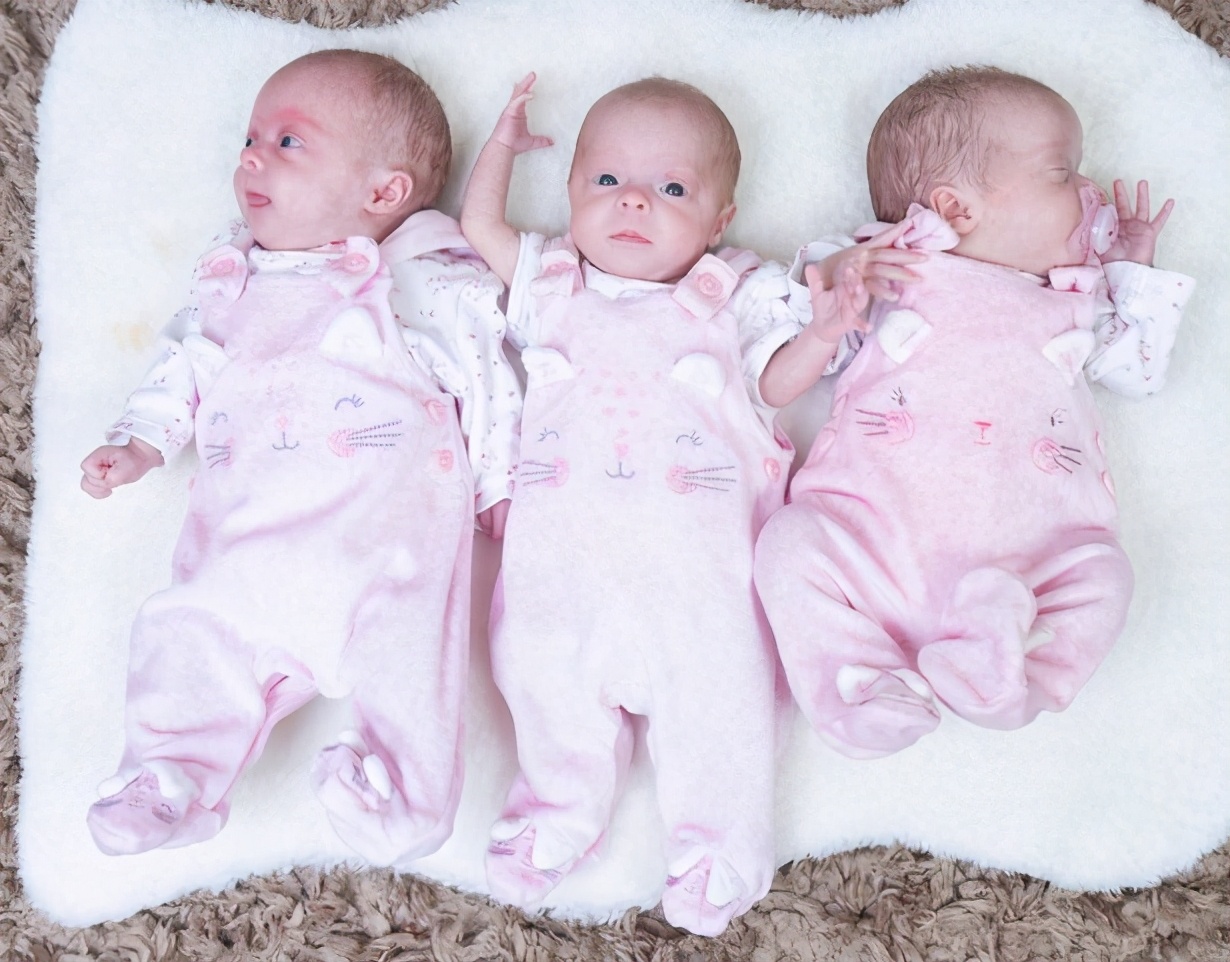 英国女子一年内离奇流产3次，已对怀孕失望，结果意外怀上三胞胎