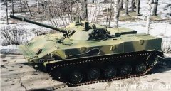 图文：俄罗斯空降兵装备的BMD-4型空降战车