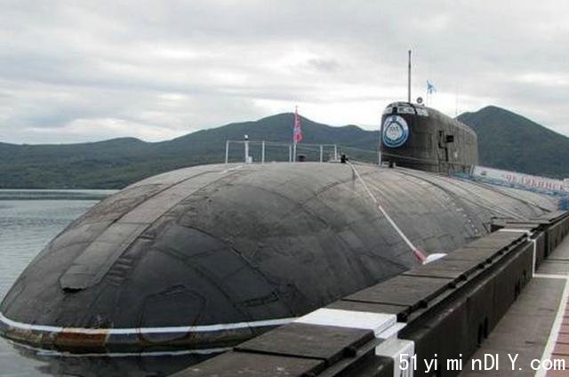 俄退役巡航导弹核潜艇拆解时起火 无人员死亡
