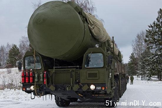 俄导弹部队成功试射亚尔斯RS-24洲际弹道导弹