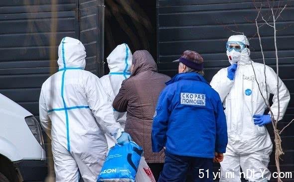俄罗斯疫情大暴发,确诊人数超8万,军队也大规模“沦陷”