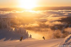 遲關一周 BC滑雪場就爆發集群感染