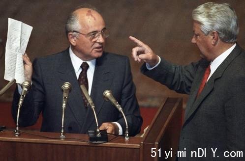 27年前超级大国苏联解体成15个国家，当年发生了什么