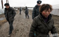 俄罗斯西伯利亚区移民局和警察抓捕中国非法劳