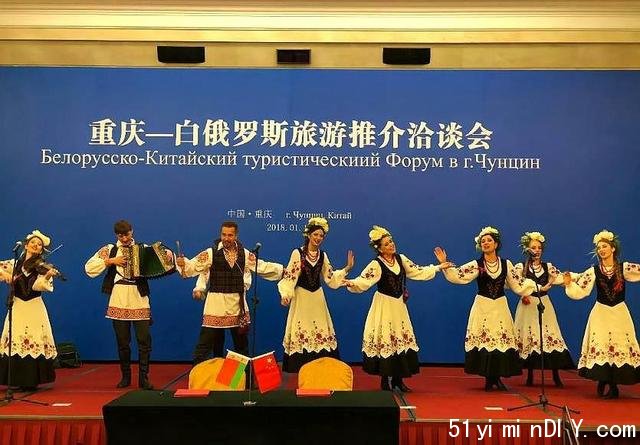 诚意十足!白俄罗斯举国讨好中国游客,景区、机场全加入中文