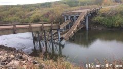 加拿大&#8221;豆腐渣工程&#8221;？小桥开通六小时候断裂：工程师与建筑公司同遭起诉