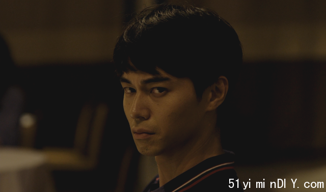 出演电影《夜以继日》后,在日本未成年的她出轨了电影男主角