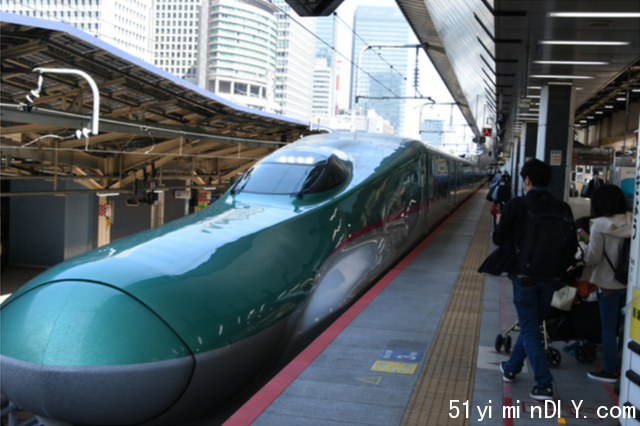 日本人均收入超20万,为什么喜欢开几万块的小车?