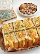 健康早餐：土豆泥沙拉三明治，一口下去爆满足