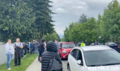 温哥华校园再遭袭 有人持武器闯入 2000学生紧急疏散