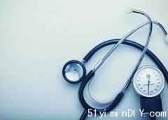 医生护士联署公开信吁省府推出10日有薪病假(图)