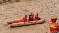 西南西北洪水十多死 全中国进入持续40天的“蒸笼”