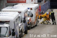【迟早出人命】安省救护车放下病人所需时间去年增12倍(图)