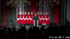“加拿大没有崩溃” 特鲁多在演讲中强力回击博励治