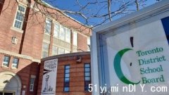 【陌生男走进学校】向学生提供花生(图)