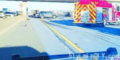 公路SUV被追尾撞后座10岁男童丧命(图)