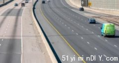 司机401公路行车太慢接告票(图)