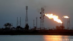 OPEC+突然宣布：日减产百万桶 油价应声大涨