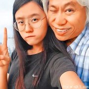 台湾“爷孙恋”男主李坤城去世，小40岁女友发文悼念