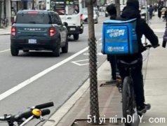 【安全问题】多市市议员倡脚踏电动滑板车送餐员挂登记牌照(图)