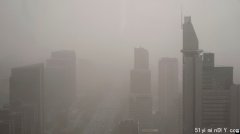 中国北方遭今年第8次沙尘暴 “呼吸全是撒哈拉的味道”