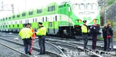 GO火车撞死路轨上行走女子 员工揭调度员拒停发车肇祸(组图)